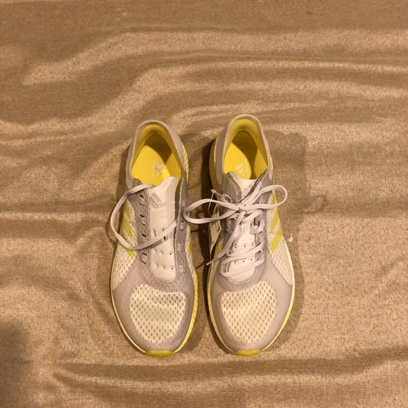 Men’s Adidas 👟 - Picture 1 of 5